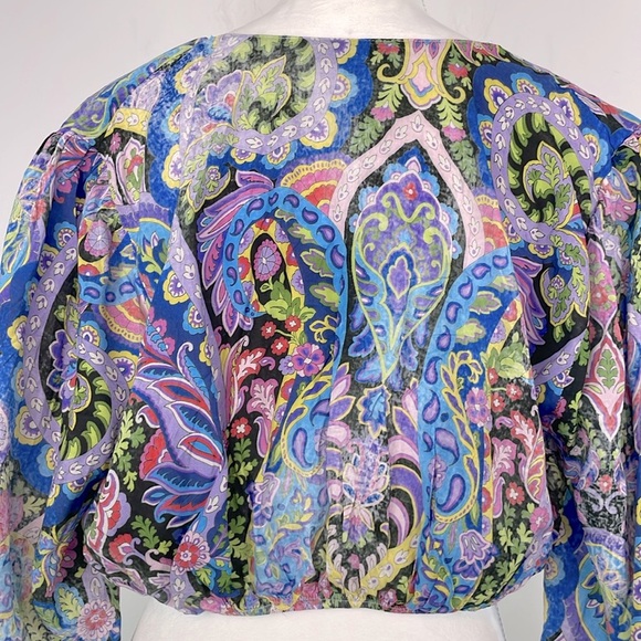 Zara Paisley Printed Cropped Top. Twist Front. Puff Sleeves. Size Large. NWT. - Picture 8 of 14